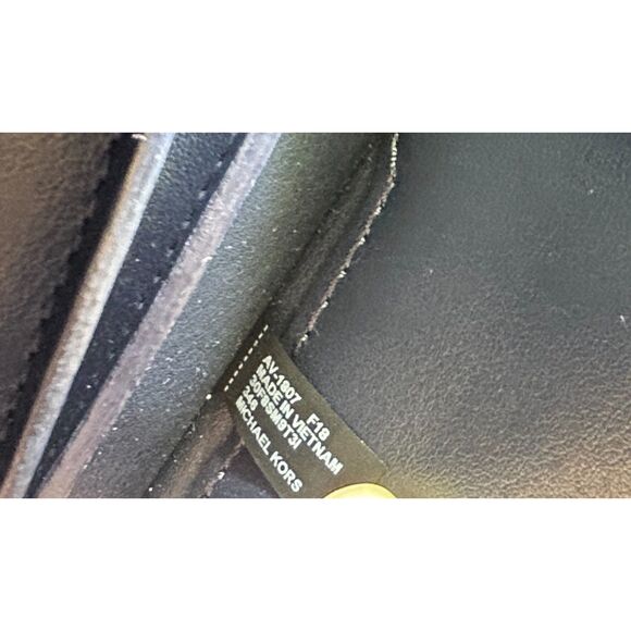 Michael Kors Pebbled Leather Accordion Tote Bag with removable cross body BEAUTY - Picture 15 of 16